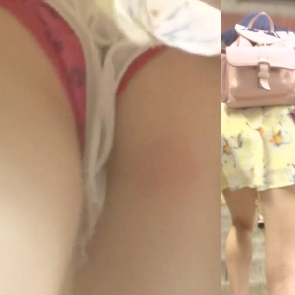 パンチラ盗撮 女子大生 ピンクの柄パンツが階段で