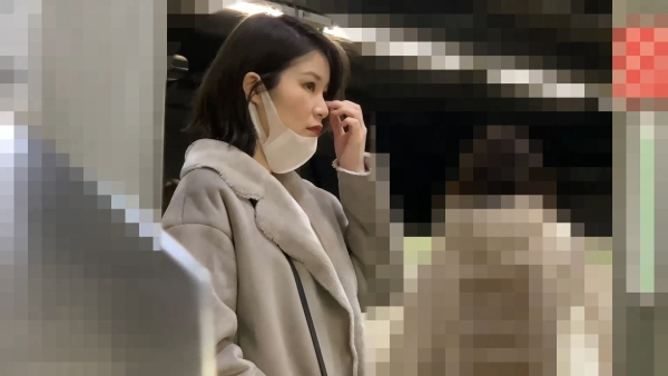 【電車痴漢】【OL風ムチムチ美女】【パイパンマ〇コに濃厚精子注入】★只今発情期といった美人女子★締まりのいい膣に精子をぶち込み★神回