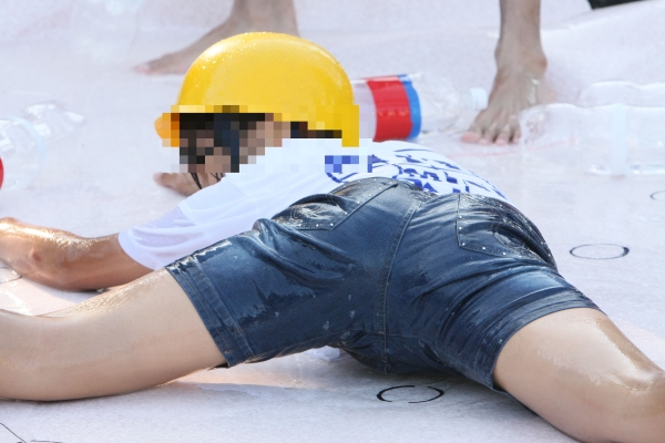 ローションスク水運動会10