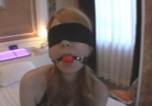 【個人撮影】Eカップ美巨乳の25歳・素人娘をボールギャグ＆拘束して弄くり倒す♪　蕩けたマ◯コを肉棒で突きまくり、ラストは口内発射からのごっくん!?