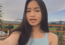 [10-04]地元ではスーパー有名な可愛い子がYouTuberになるべく練習動画を作成、Q & Aに答えるという動画ですがなかなかの出来、さすがIV作っちゃう子です、の動画。