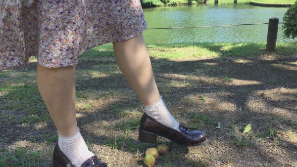 風光明媚な日本庭園の砂利と梅をクラッシュする生理2日目のまおたんｗ
