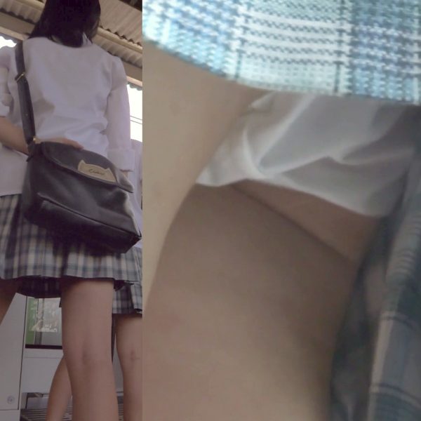 パンチラ盗撮 制服女子 電車内で白パンツもろ見え