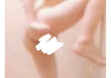 風呂場で大胆にオナに～わかわかしいあの子