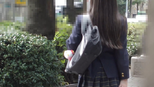 【電車痴漢 & 連れ込みエッチ】【潮吹き放題の美人女子〇生】【パイパンピュアなマ〇コに精子を２連発！】★心身ともにスケベ覚醒 ★神回