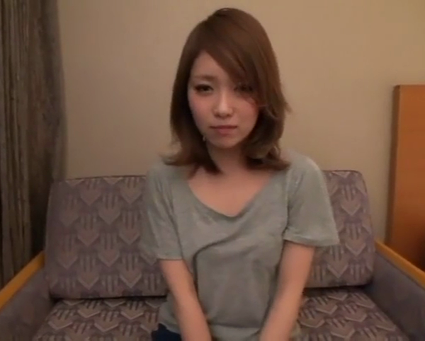 アンニュイな雰囲気がいい娘
