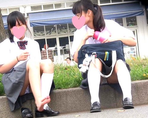 まだまだ無防備なかわいい制服○ちゃん