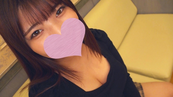 可愛い顔してエロデカ乳輪の「Gカップ」ひかりちゃん！