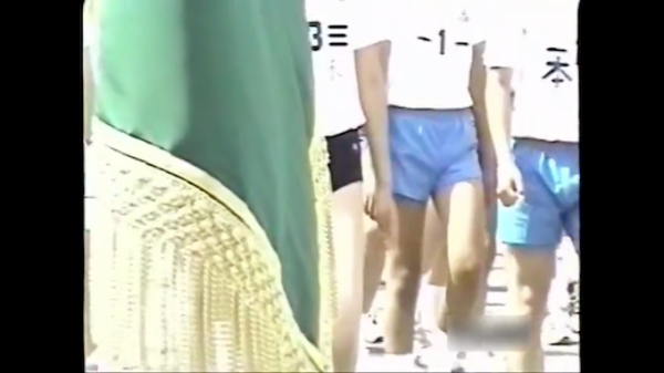 やや年長風の女の娘たちのブルマを凝視 　2