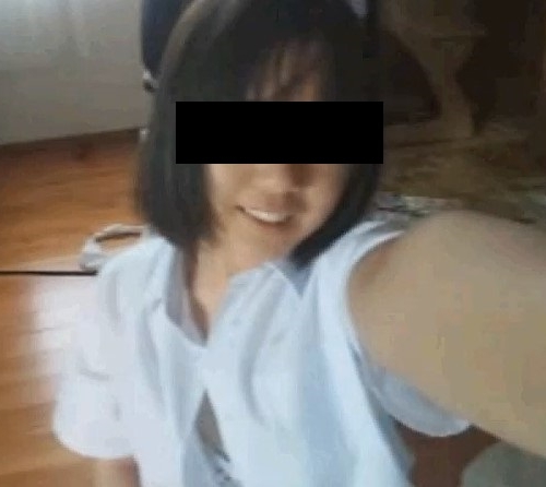 激かわJ〇ロリ風　綺麗な体を見せつけ！