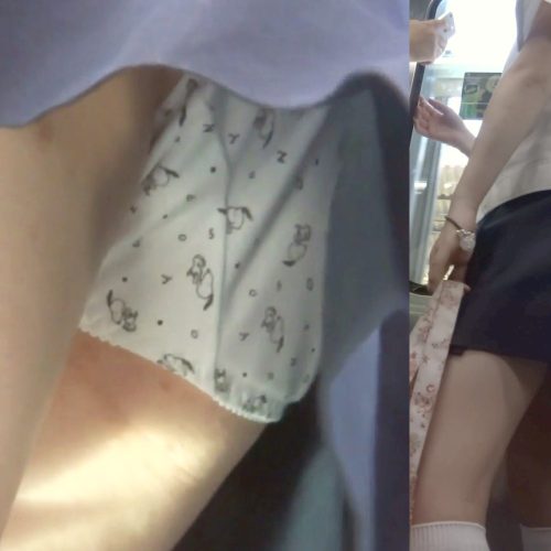 パンチラ盗撮 制服女子 スヌーピー柄の白パンツをカメラに見せつけ