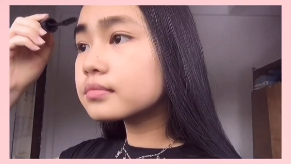 [10-06]地元ではスーパー有名な可愛いteenage Pinay studentがYouTuberになるべく練習動画を作成、女の子にありがちなMake up動画だけどすっごいシンプルメイクで好感度が上がった動画。