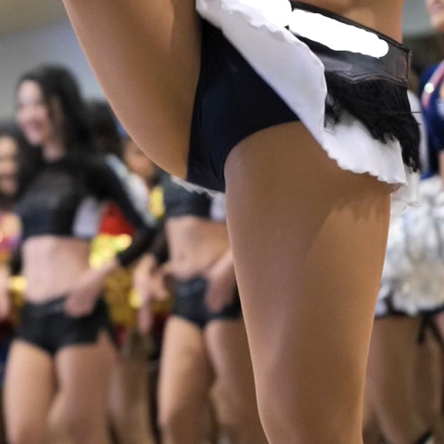 美しすぎるチアガール160人の大胆演技で男たちは大興奮!!