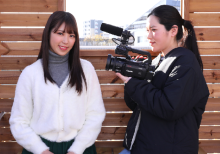 【野外?羞恥】青空の下、女の子同士でオモチャ責め