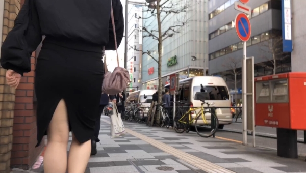 タイトスカート盗撮風3