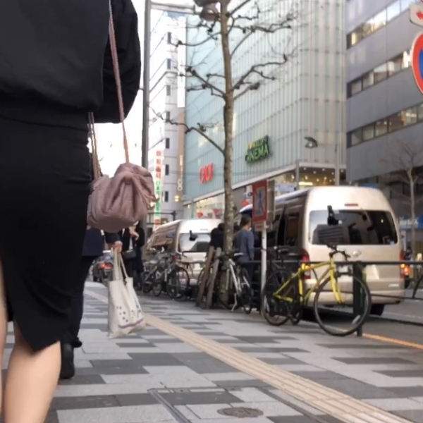 タイトスカート盗撮風3
