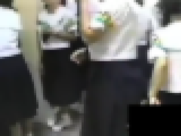 校内トイレ ２