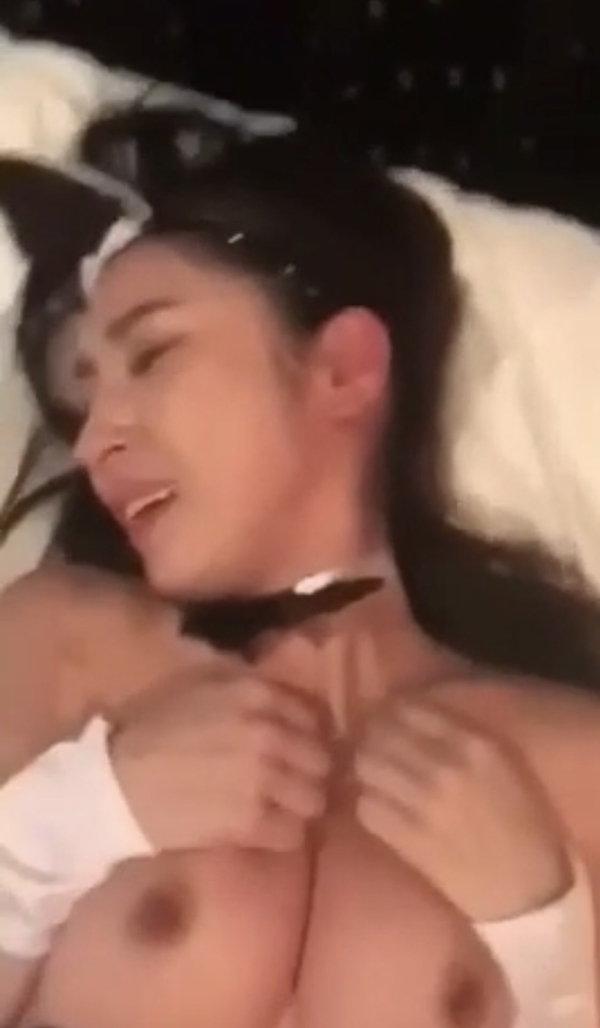 2〇歳♪美人♪セクシー♪生ハメ♪中出し懇願♪