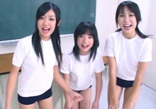 ジュニアアイドル　現役JC うれし恥ずかし ラブ・ドル！U-15絶対少女　真奈＆舞＆千尋
