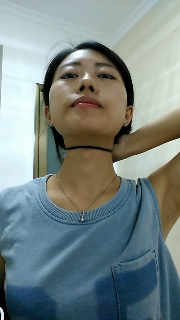 girls palyed with her large adams apple