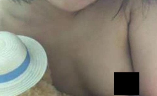 激やばロリ風　パンツ　ハミ毛　ちっぱい　配信風