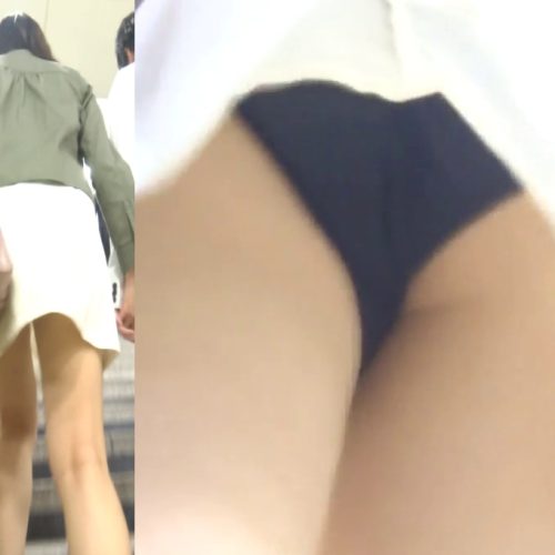 パンチラ盗撮 女子大生 彼氏と手つなぎ黒パンチラ